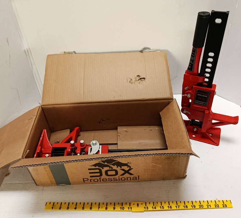 RED 20IN FARM JACK 3000 KG LIFTING CAPACITY 3OX PROFESSIONAL OB  INV 262250154