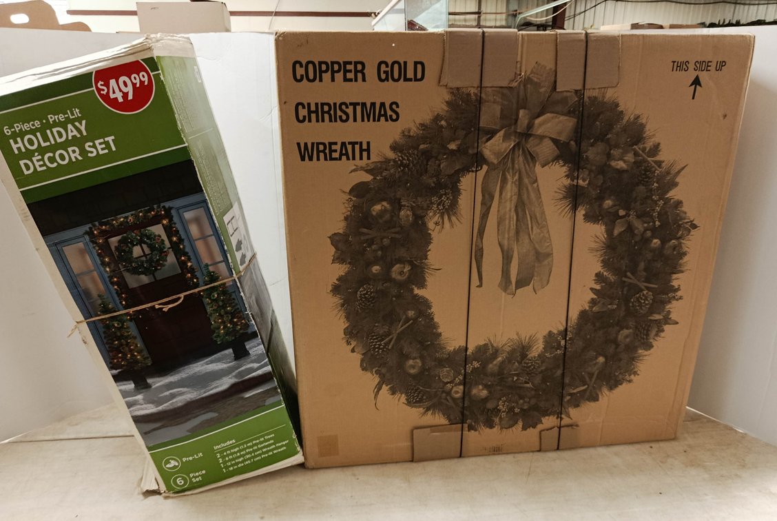 2 PRE-LIT HOLIDAY DECOR SET 6 PIECE & 48IN COPPER GOLD CHRISTMAS WREATH 2 OB  INV 262250162