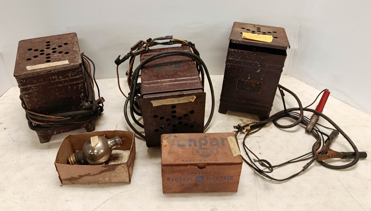 3 ASSORTED VINTAGE BATTERY CHARGERS AND TUBES INV 262280214