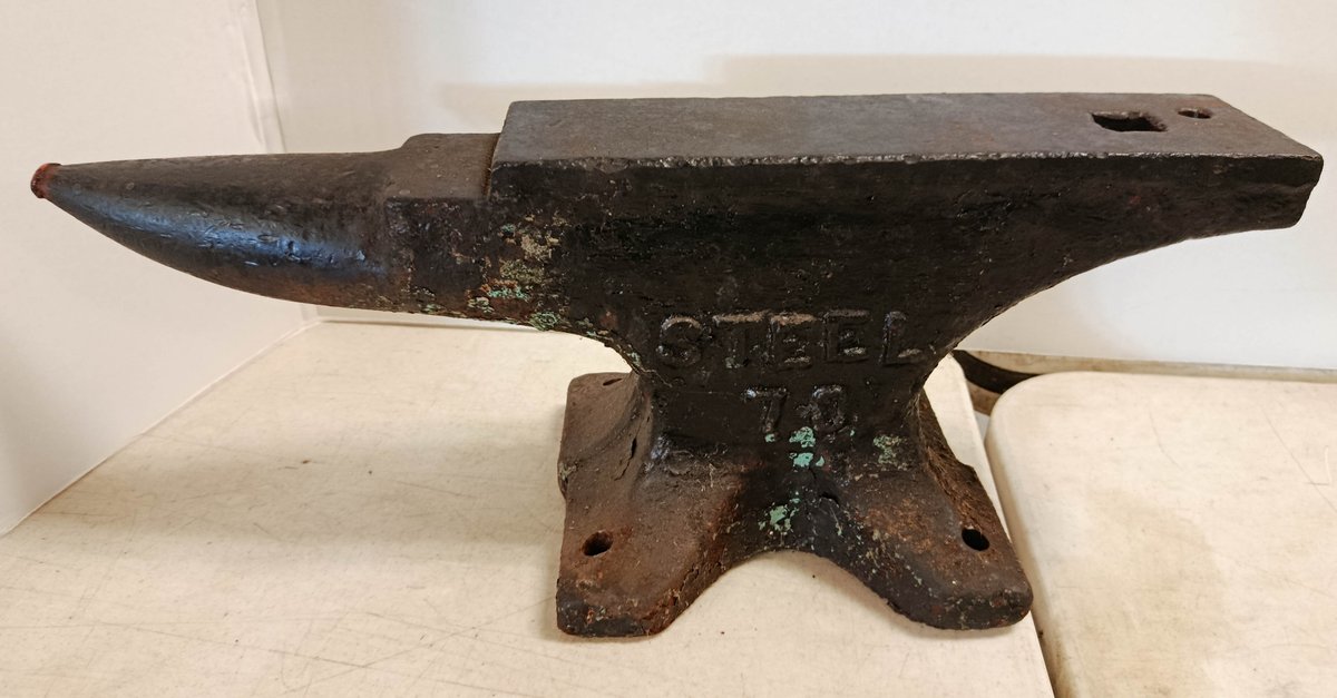 FISHER? STEEL 70LB ANVIL, MEASURES 21"L X 8"H INV 262280217
