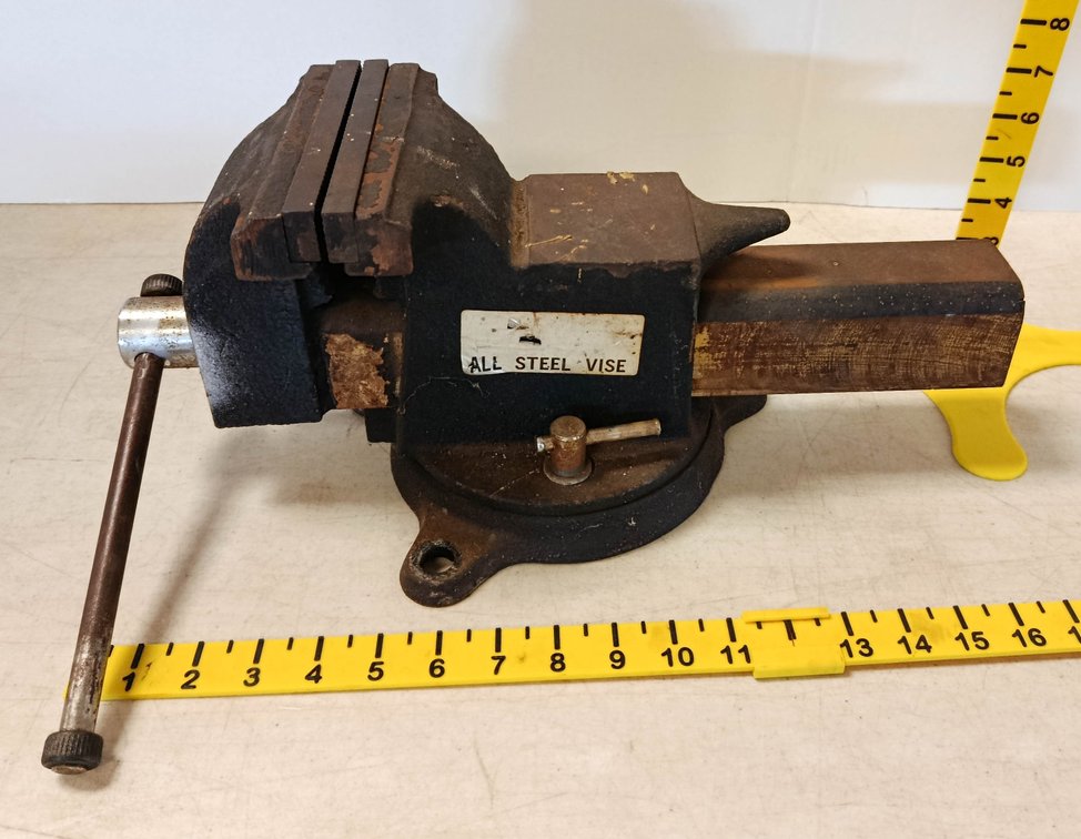 6" JAW BENCH VISE INV 262280223