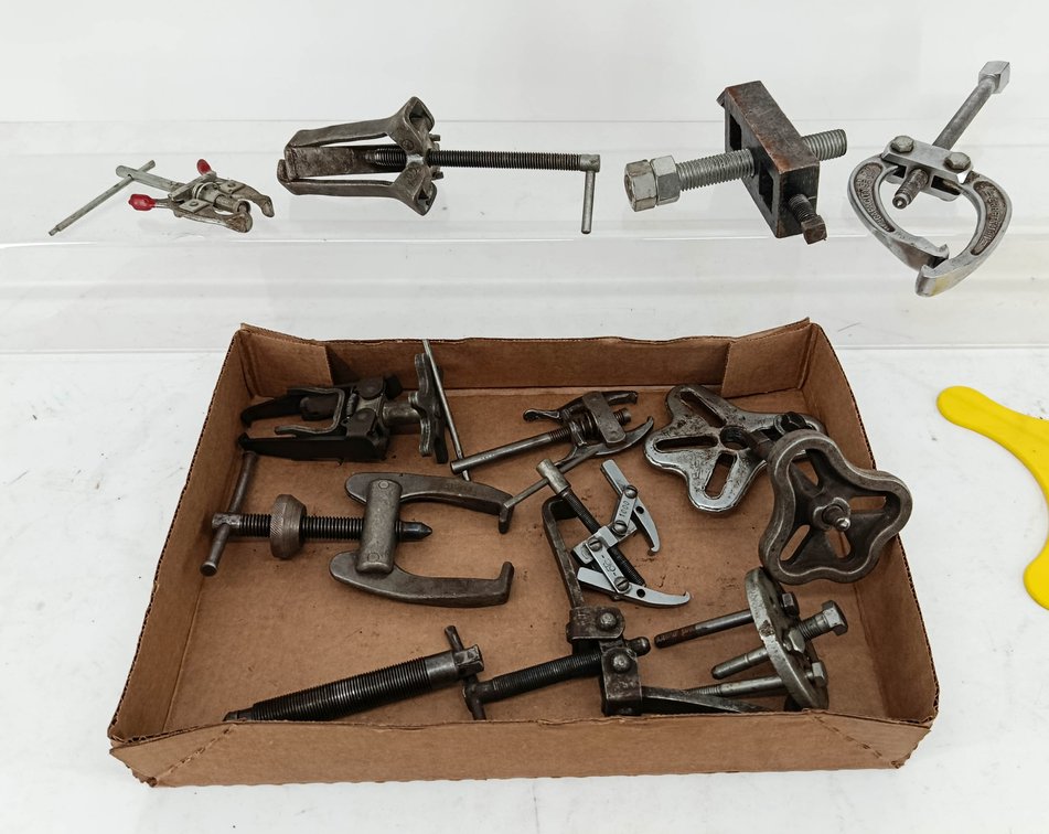 TRAY LOT OF ASSORTED PULLERS INV 262280229