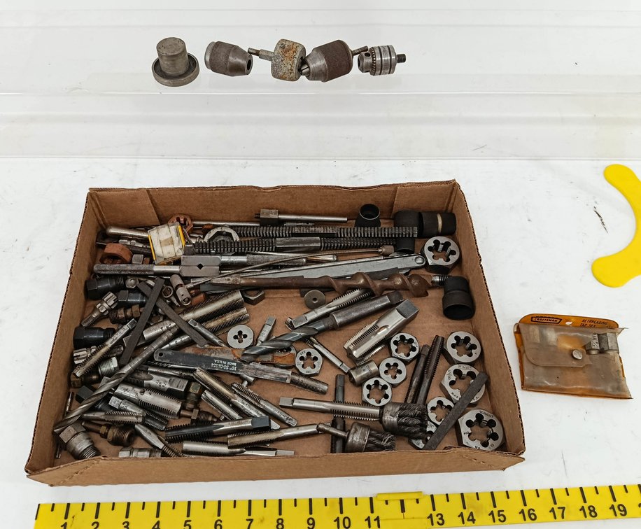 TRAY LOT OF ASSORTED HAND TOOLS INV 262280237