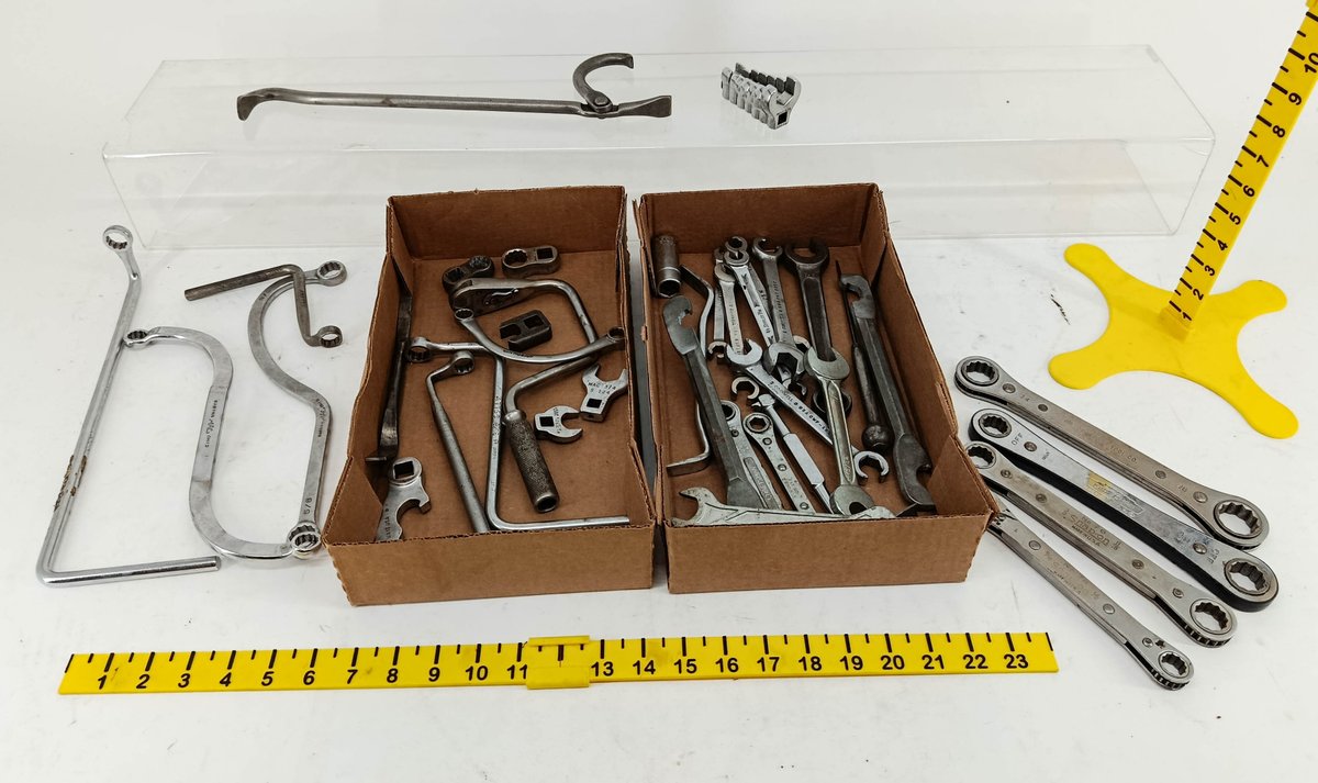 (2) TRAY LOT OF ASSORTED HAND TOOLS INV 262280241
