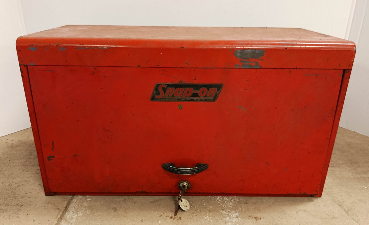 SANP ON TOOL BOX, ROUGHLY 26" LONG INV 262280254