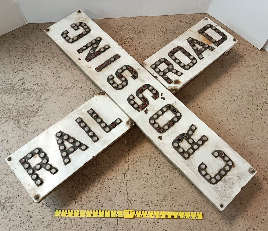48"X 48" TIN RAILROAD CROSSING SIGN W/ CATS EYE BULBS INV 262960023