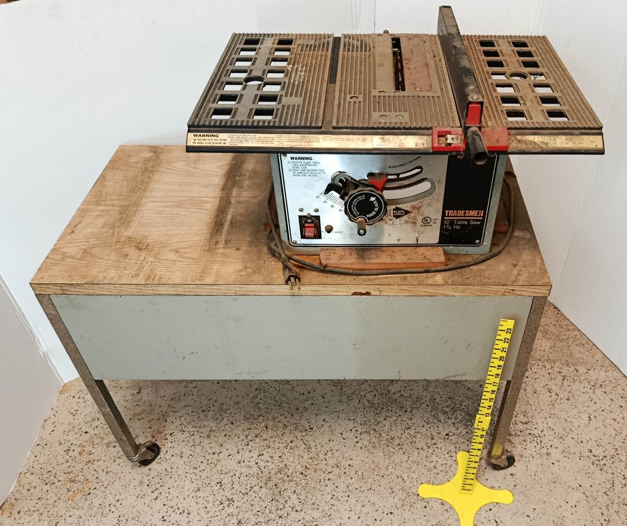 TRADESMAN 10" 1 3/4HP 120V TABLE SAW & STAND INV 262960027
