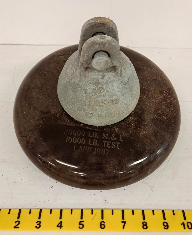 9" 1986 20,000 LB SUSPENDING PORCELAIN INSULATOR INV 262960037