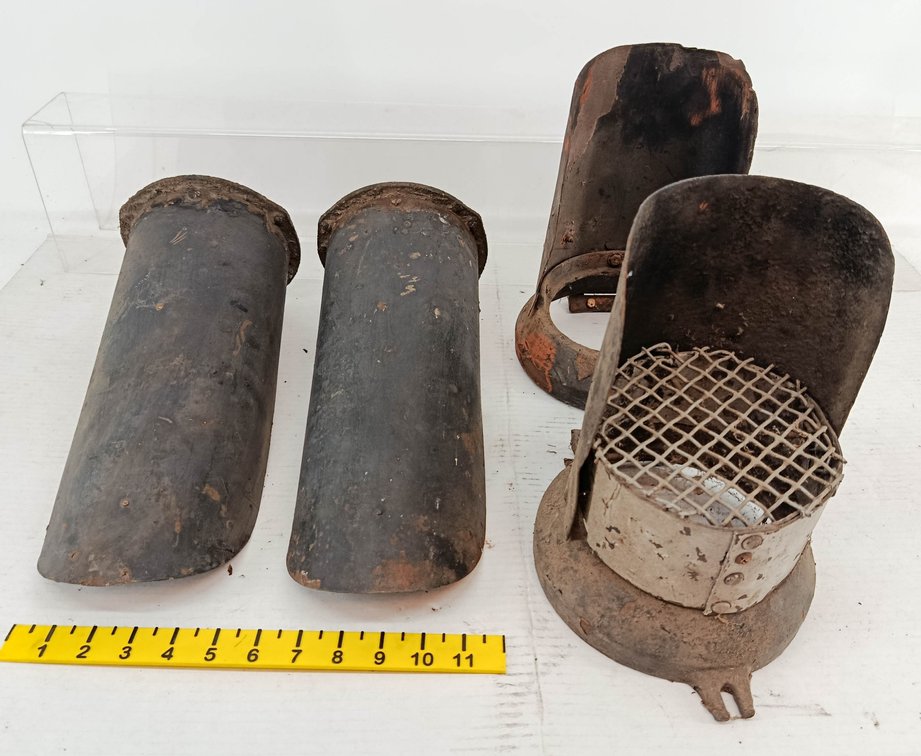4 ASSORTED RAIL ROAD SIGNAL LAMP COWLS INV 262960048