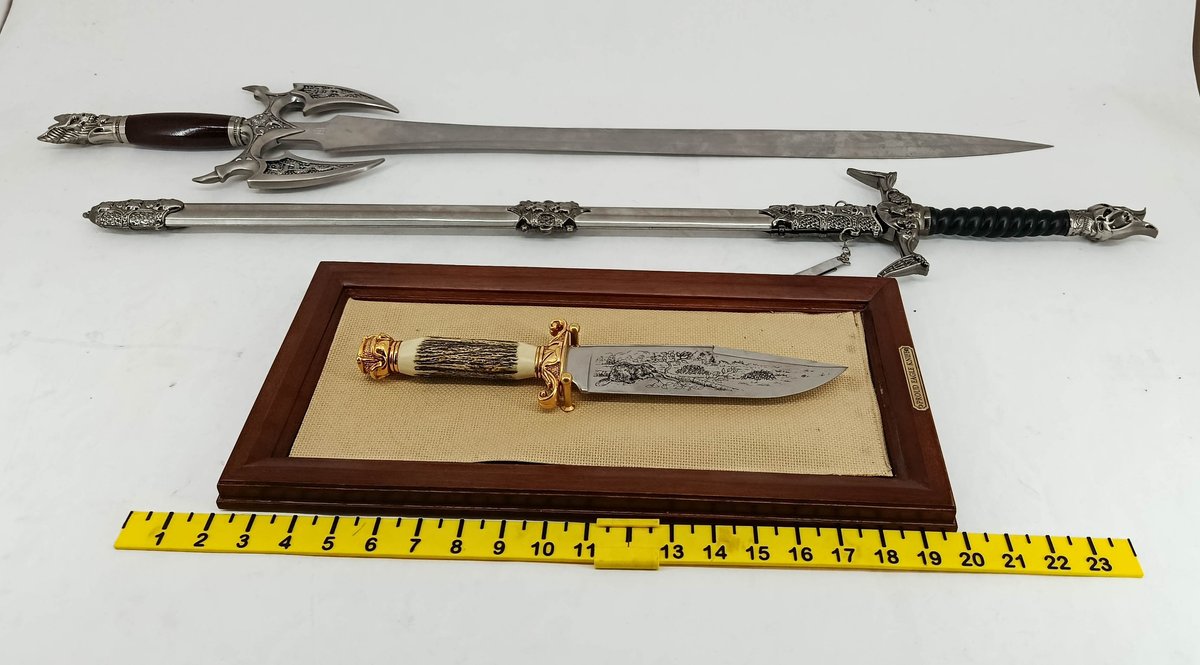 2 DECORATIVE SKULL SWORDS WITH 1 SCABBARD & PROUD EAGLE KNIFE WITH ANTLER HANDLE ON WOOD PLAQUE  INV 263400018