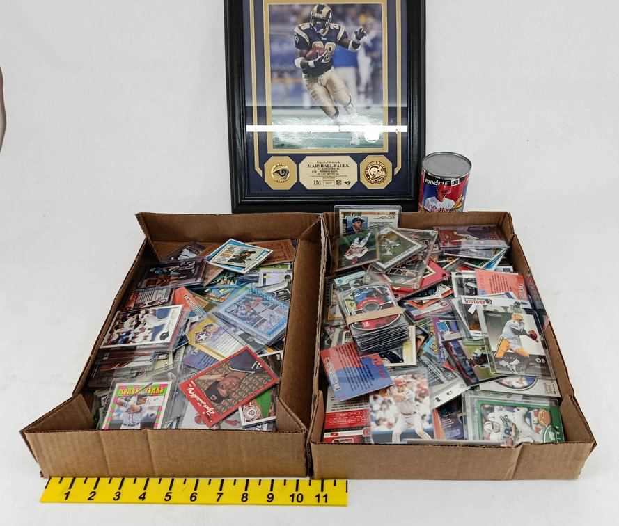 2 BOXES ASSORTED BASEBALL FOOTBALL & BASKETBALL CARDS, MARSHALL FAULK FRAMED PHOTO & PINNACLE 98 SCOTT ROLEN CAN  INV 263400023