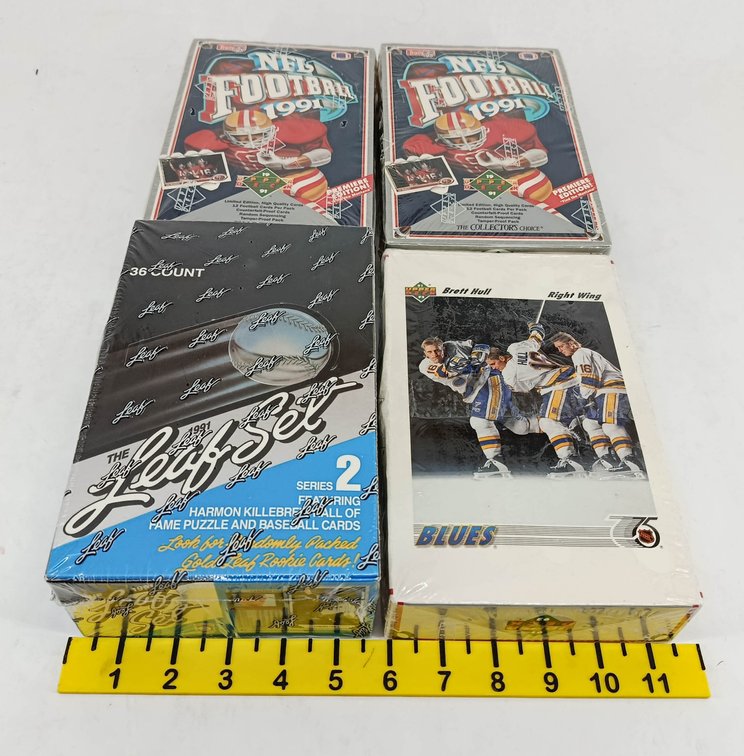 4 SEALED BOXES 1991 UPPER DECK NFL FOOTBALL x2, 1991 LEAF SET SERIES 2 BASEBALL & 91-92 UPPER DECK HOCKEY CARDS OB  INV 263400024