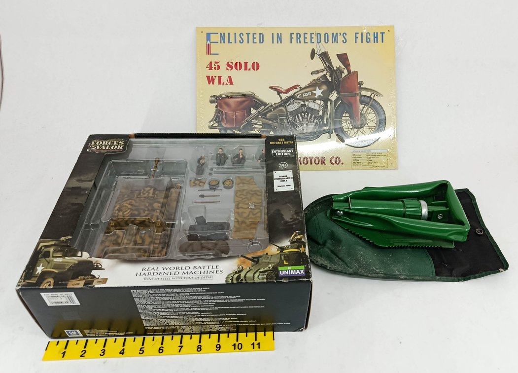 3 FORCES OF VALOR 1:32 GERMAN STURMGESCHUTZ III DIE-CAST SET, HARLEY-DAVIDSON WLA TIN SIGN & FOLDING SHOVEL 1 OB  INV 263400025