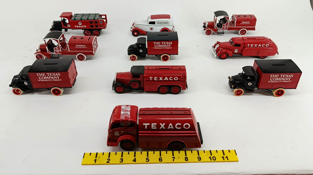 10 TEXACO DIE-CAST COIN BANK TRUCKS TANKERS & DELIVERY VANS THE TEXAS COMPANY  INV 263400098
