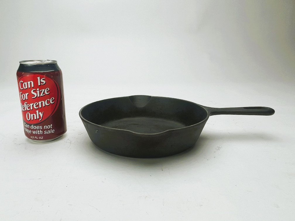 GRISWOLD #5 Iron Skillet (724) - SBL - Grooved Handle