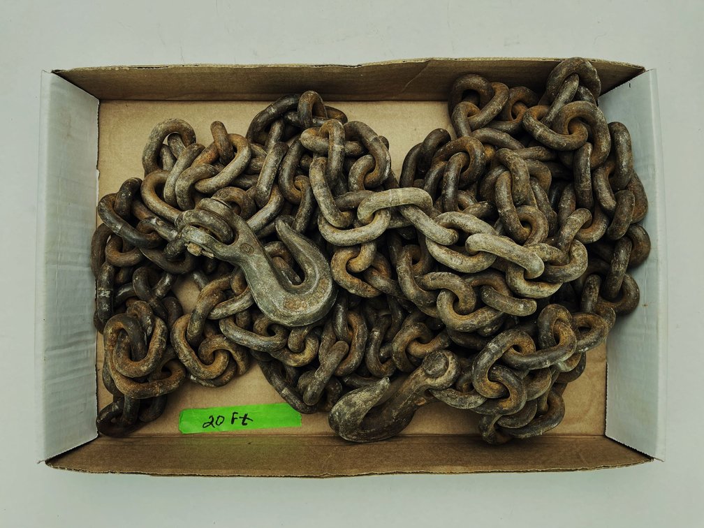 3/8" Log Chain with Hooks - 20'