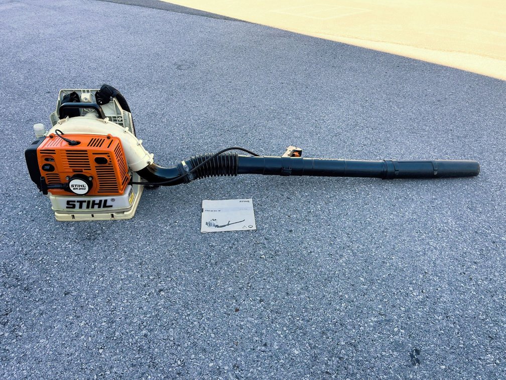 STIHL BR340 Backpack Blower - NEEDS CARB WORK