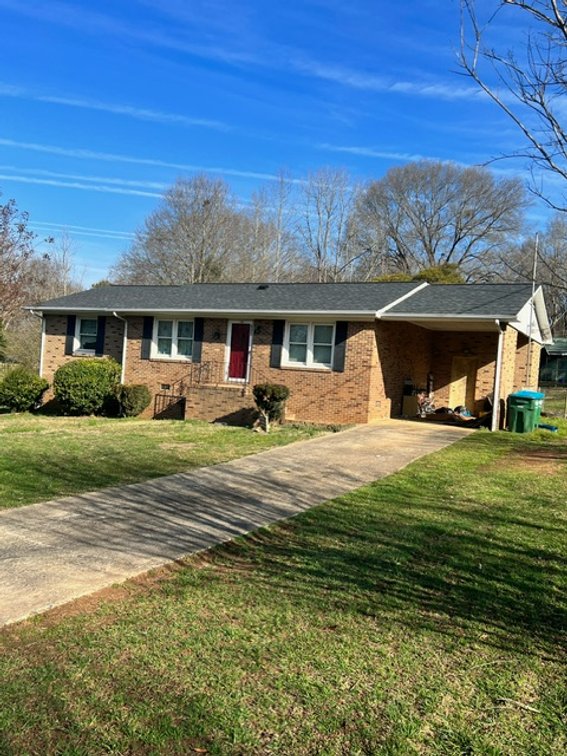 401 E. Tennessee Avenue, Bessemer City, NC-REAL ESTATE
