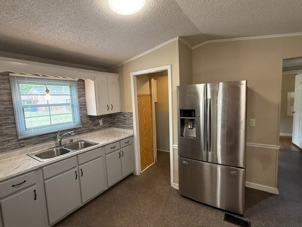 Image for Well-Maintained Mobile Home