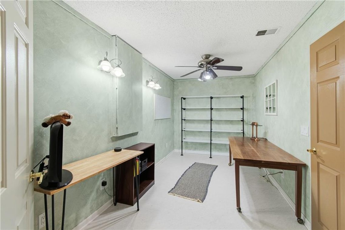 Image for 4021 Country Squire Rd - Oak Grove, MO