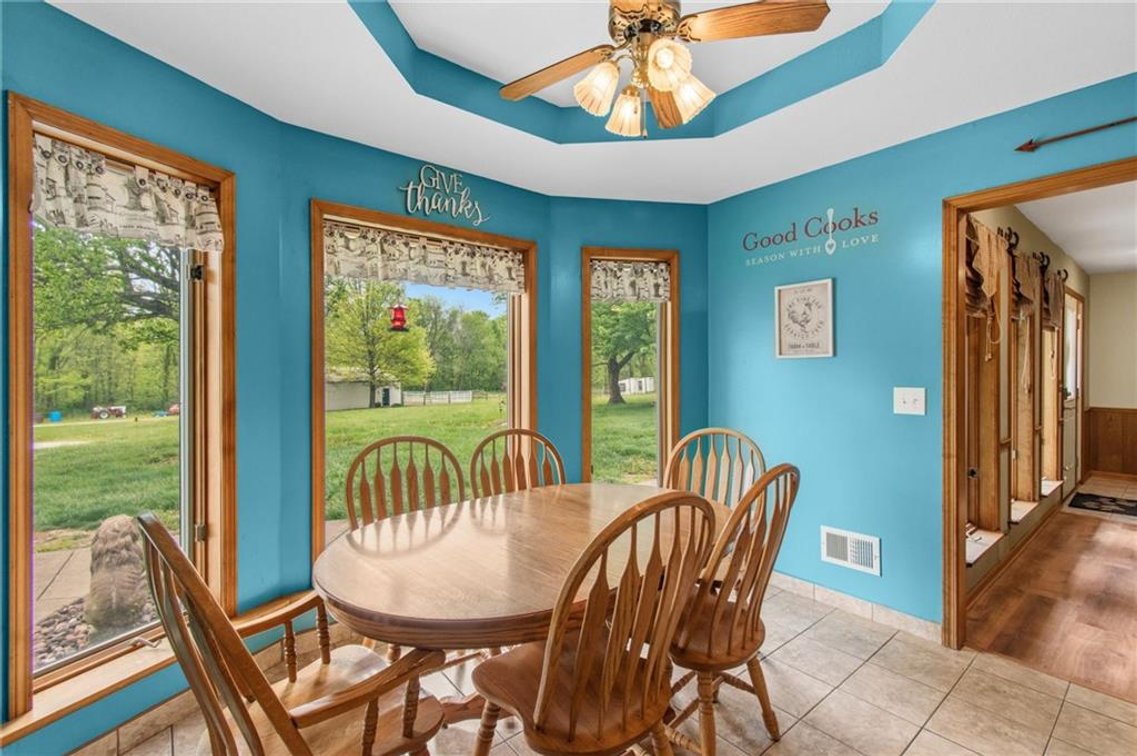 Image for 4021 Country Squire Rd - Oak Grove, MO