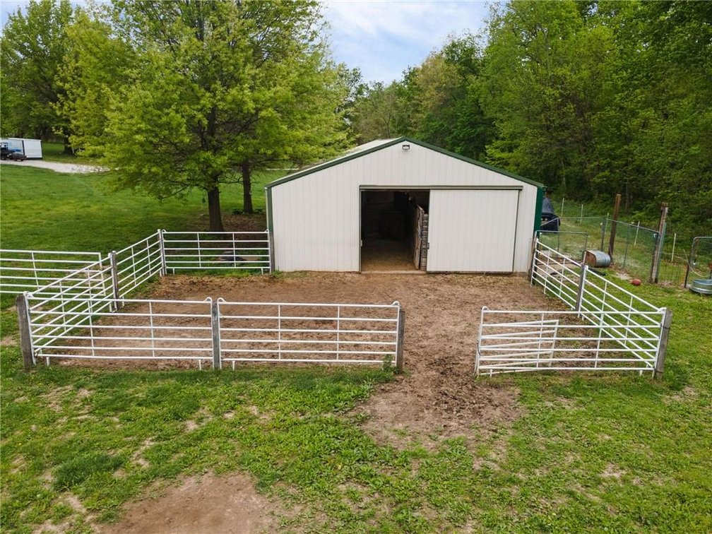 Image for 4021 Country Squire Rd - Oak Grove, MO