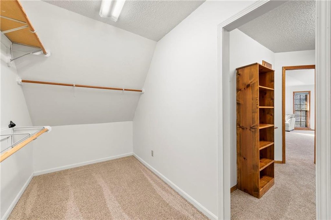 Image for 205 NE Shoreview Dr. - Lee's Summit, MO