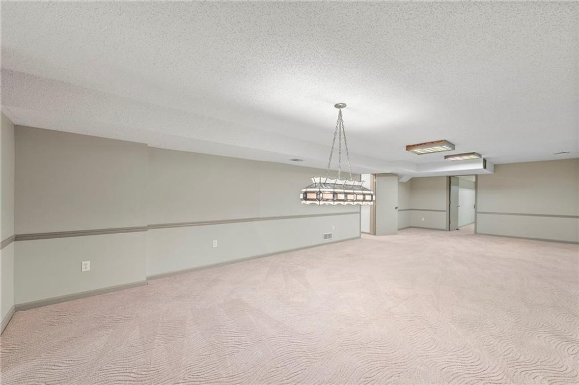 Image for 205 NE Shoreview Dr. - Lee's Summit, MO