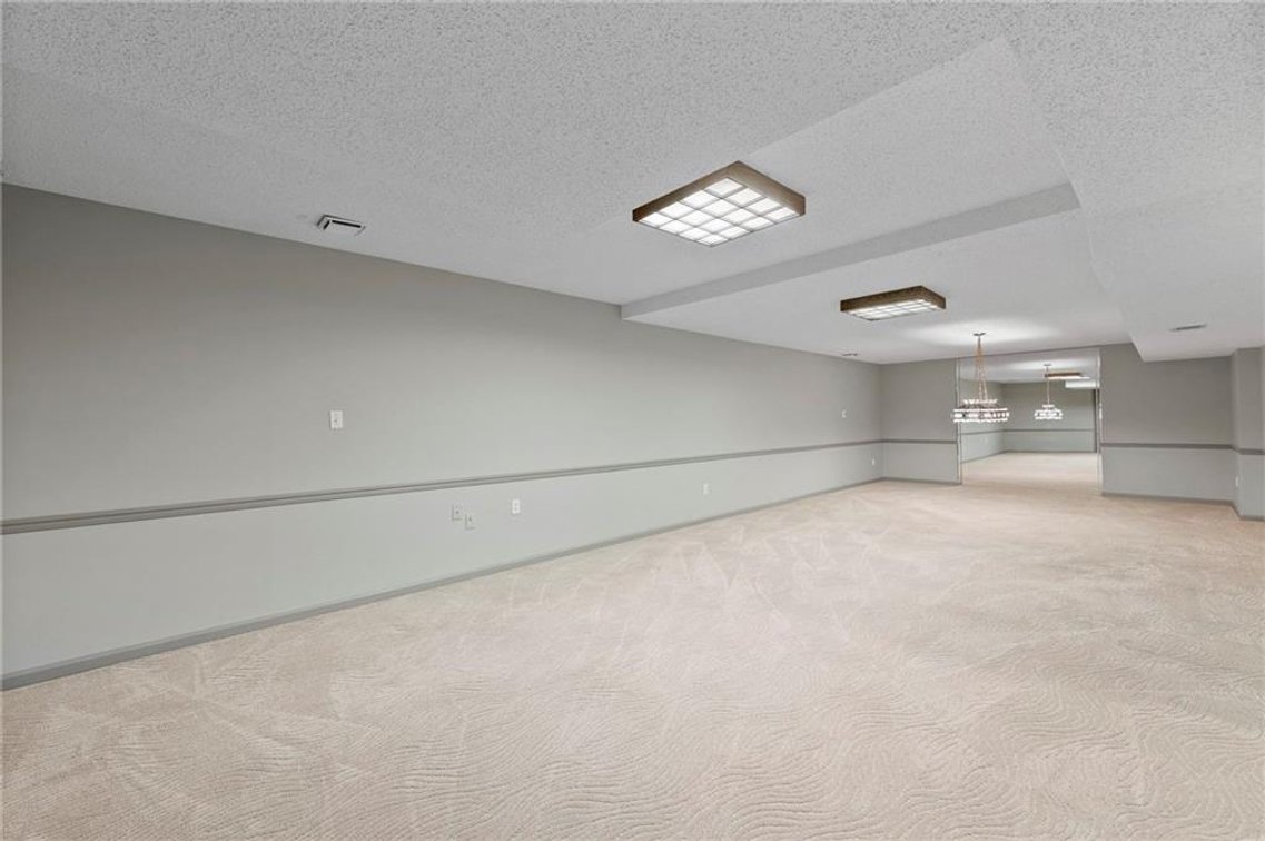 Image for 205 NE Shoreview Dr. - Lee's Summit, MO