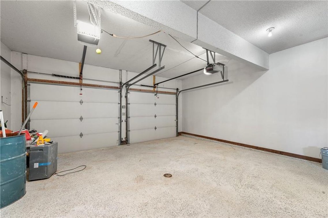 Image for 205 NE Shoreview Dr. - Lee's Summit, MO