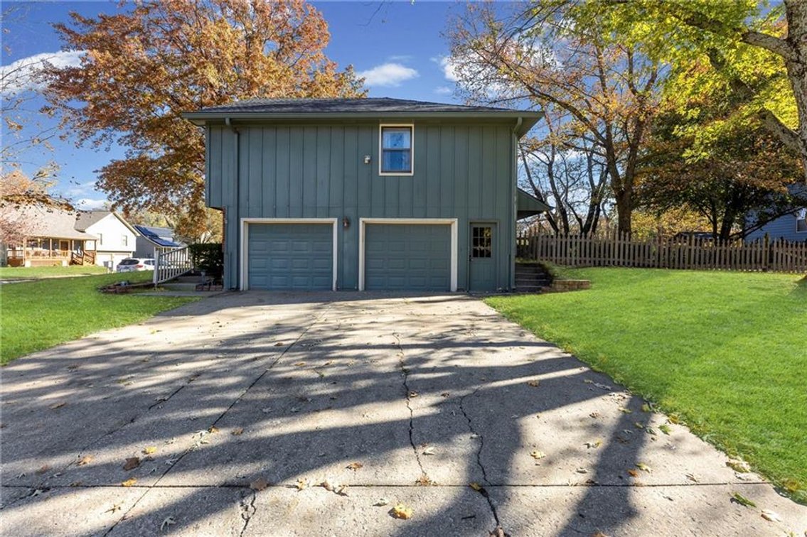 Image for 1201 SE 7th St - Lee's Summit, MO