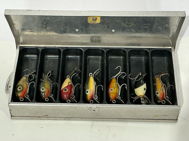 Image for Umco Model 10 Tackle Box And Heddon Lures