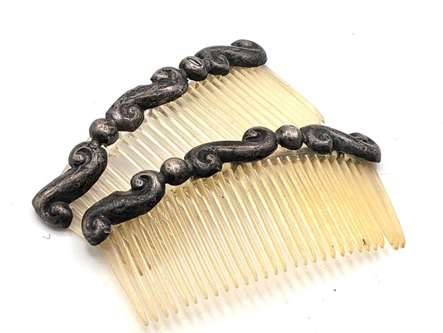 Image for Antique/Vintage Hair Combs