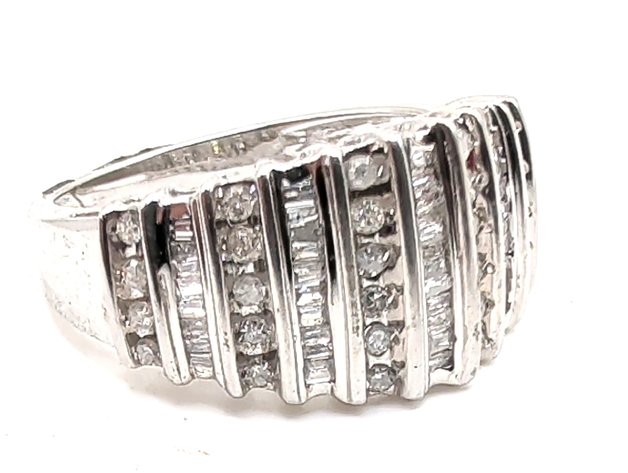 Image for 10K White Gold Diamond Ring