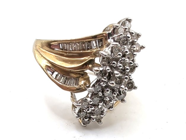 Image for 10K Gold Diamond Ring