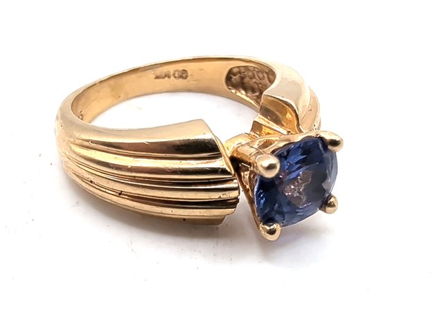 Image for 14K Gold Tanzanite Ring