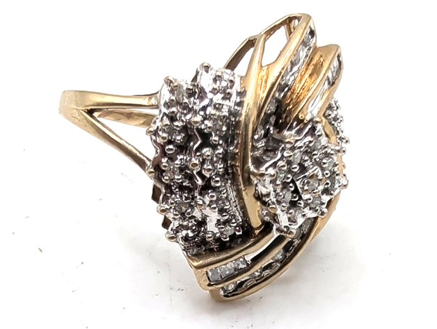 Image for 10K Gold Diamond Ring