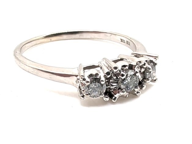 Image for 10K White Gold Diamond Ring