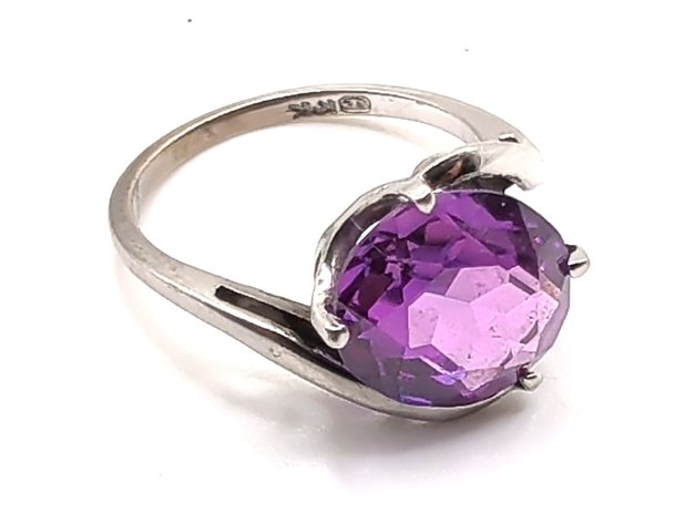 Image for 10K White Gold Amethyst Ring