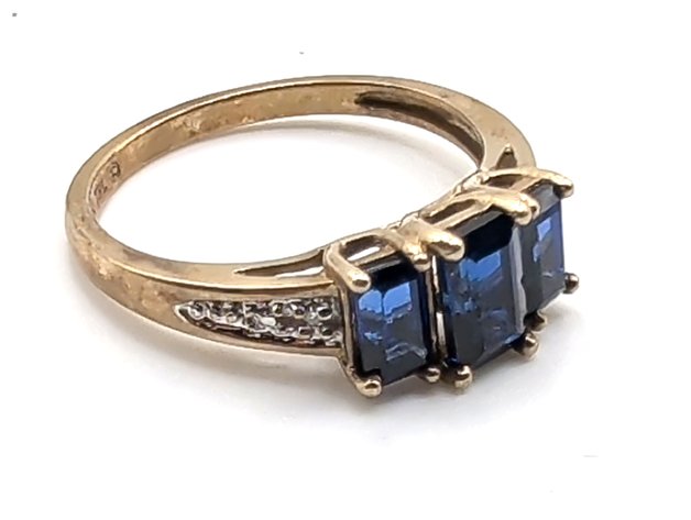 Image for 10K Gold Blue Sapphire Ring