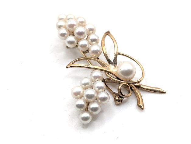 Image for 14k Gold Pearl Grape Cluster Brooch