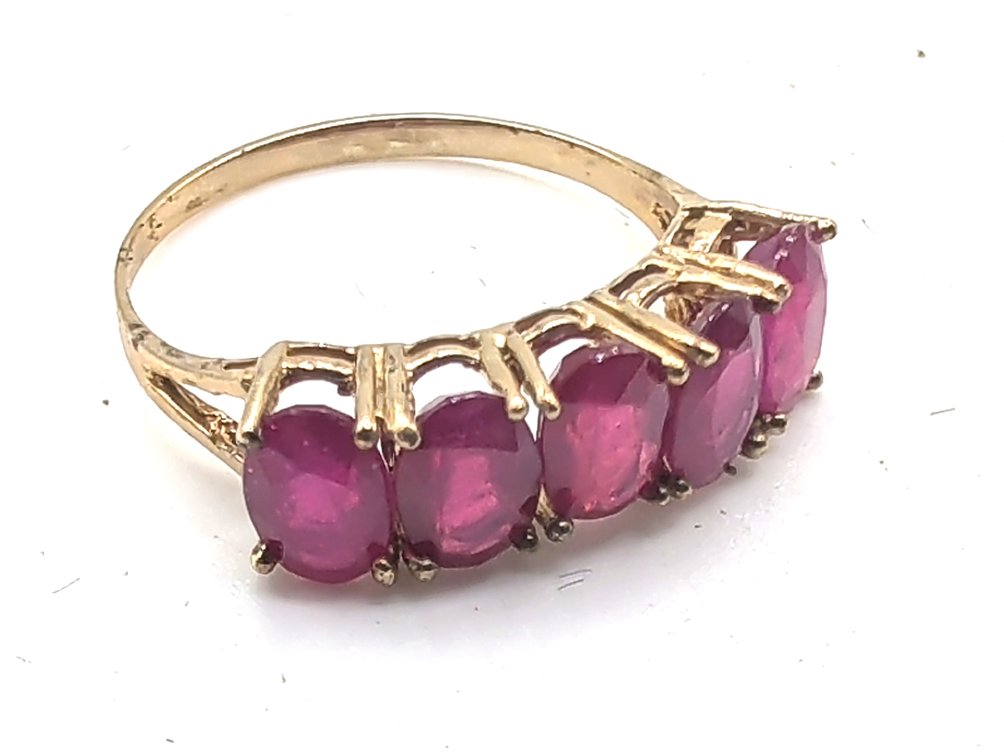 10K Gold Ruby Ring