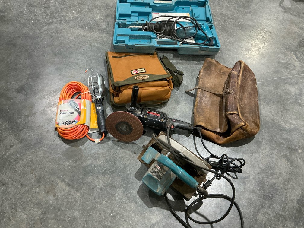 Makita 5007NB Circular Saw