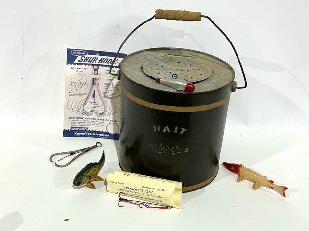 Image for KayenVee Shur Hook Vintage Tackle