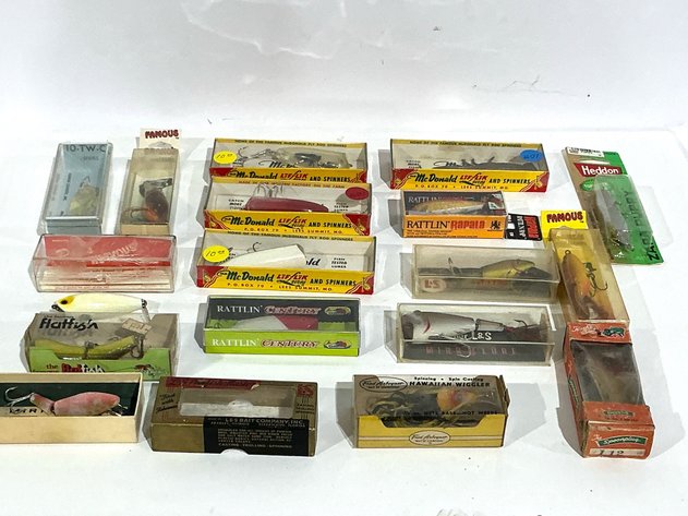 Image for 19 Assorted Boxed Vintage Fishing Lures