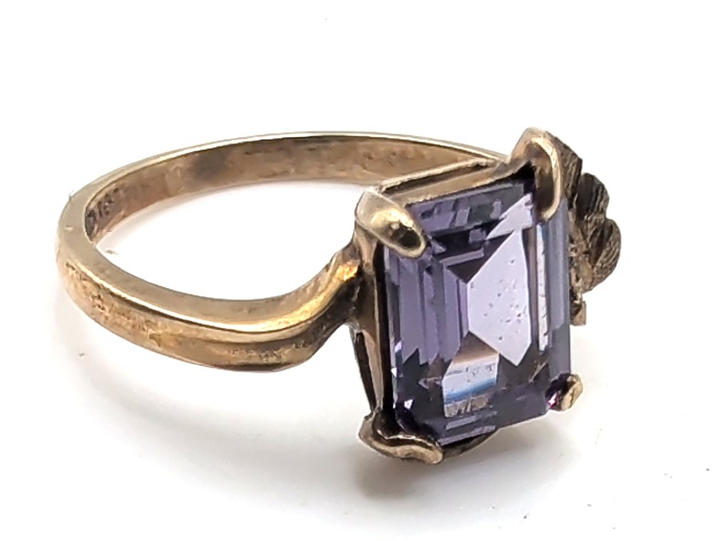 10K Gold Ring
