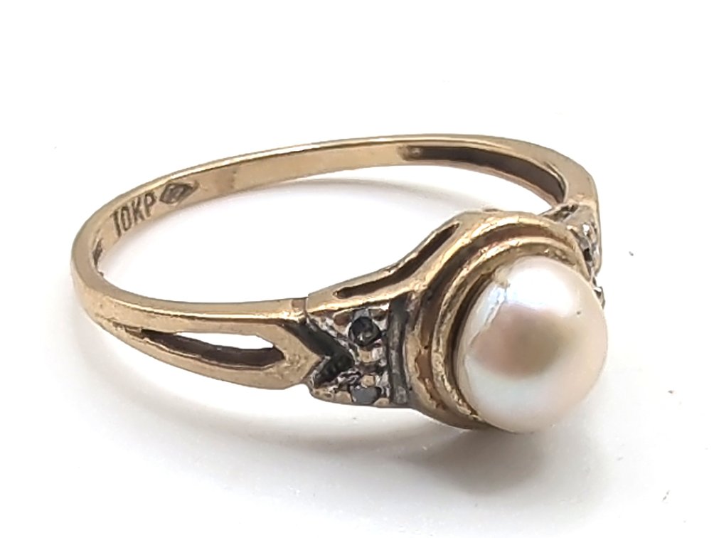 10K Gold Ring
