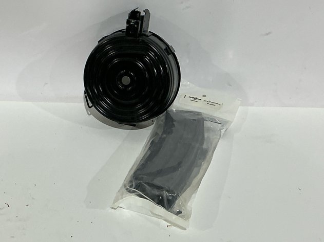 Image for SureFire AR-15 Magazine And Drum Magazine