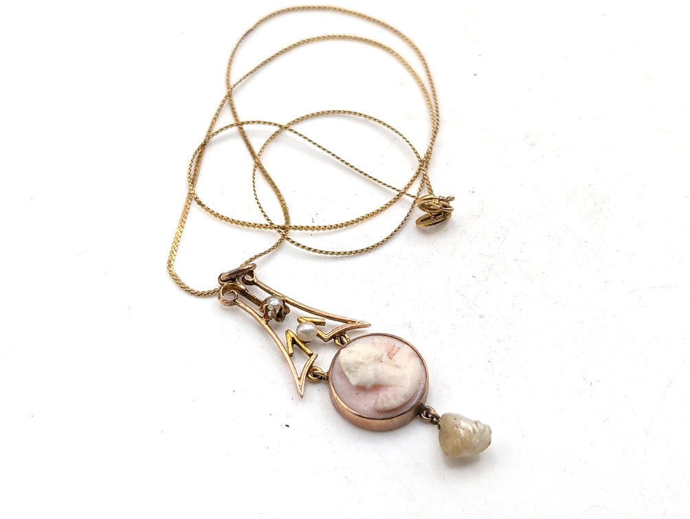 14K Gold Pendant/Necklace