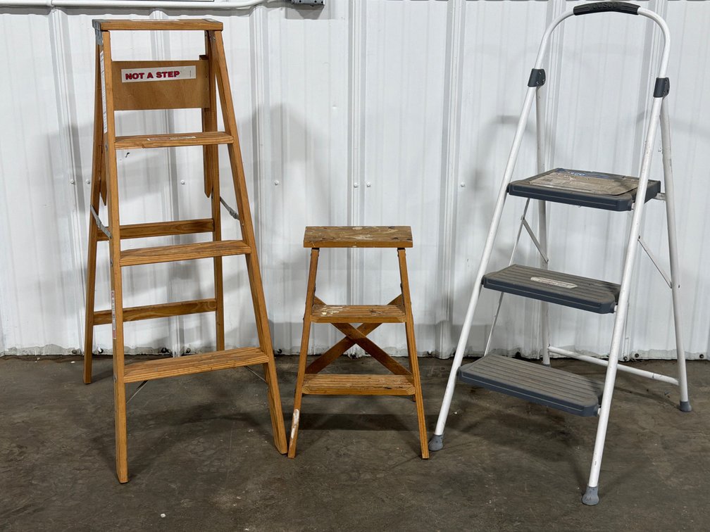 Werner W334 Step Ladder And 2 Step Stools